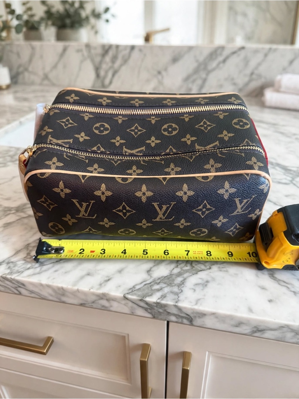 Brown Monogram Canvas Toiletry bag - Picture 10 of 13